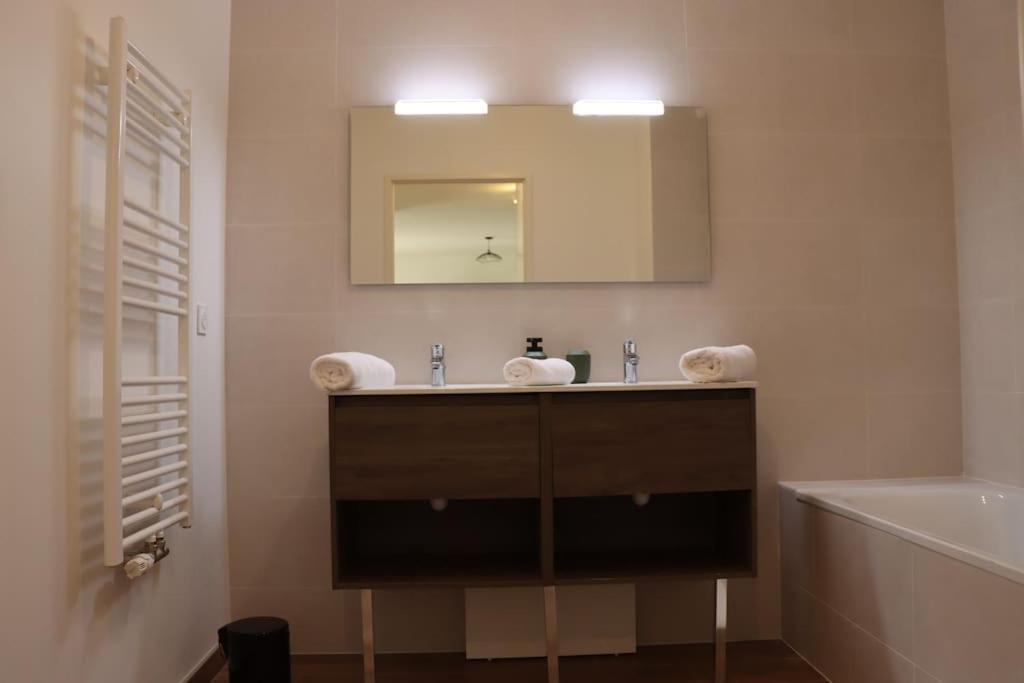 Les Cottages Jardin Elegant Et Ambiance Cosy บิสการ์รอส ภายนอก รูปภาพ